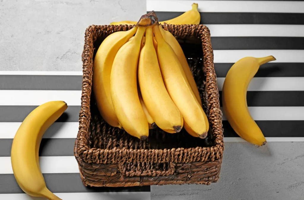 Bananas, overripe, raw