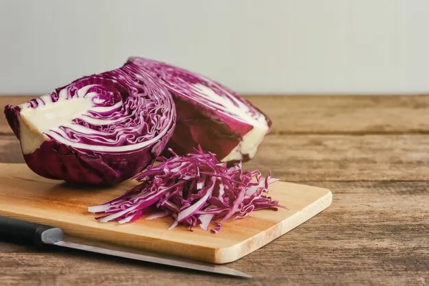 Cabbage, red, raw
