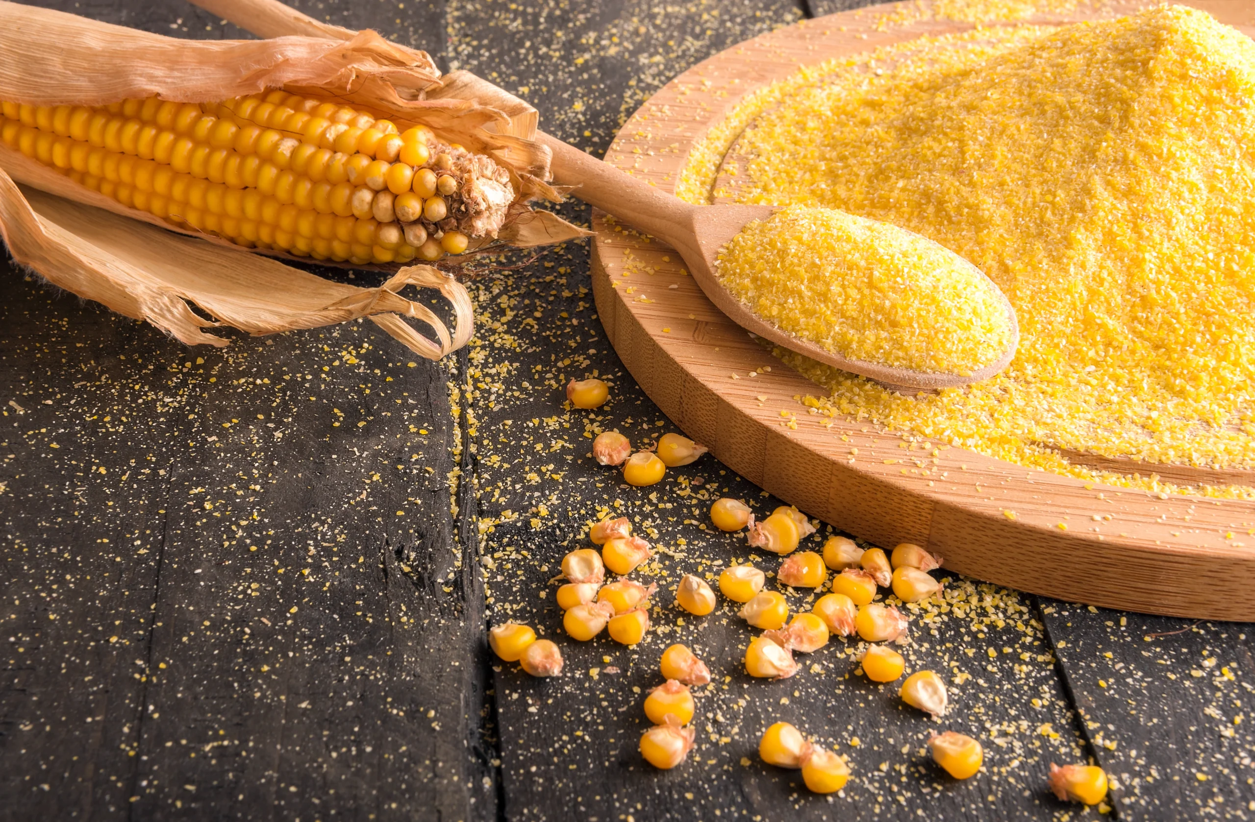 Flour, corn, yellow, fine meal, enriched