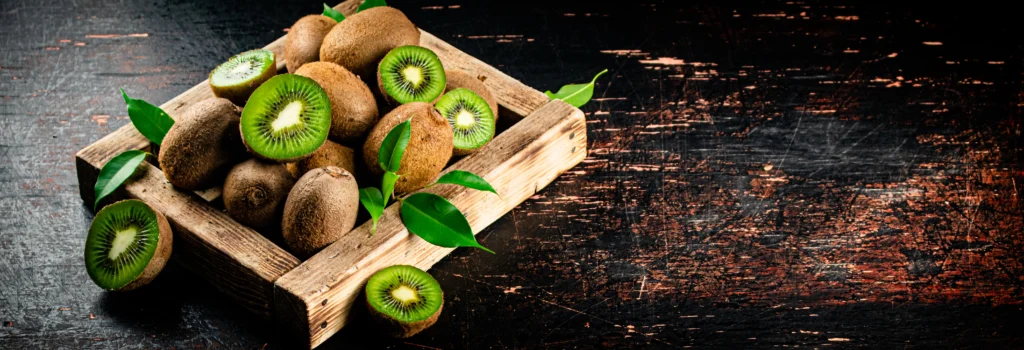 phytonutrients Kiwifruit, green, raw