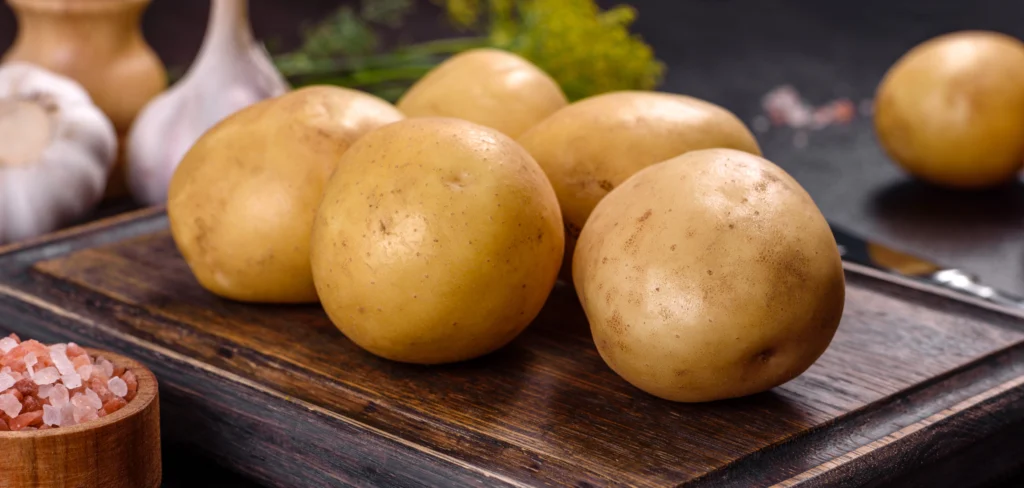 Phytonutrients Potatoes, gold, without skin, raw