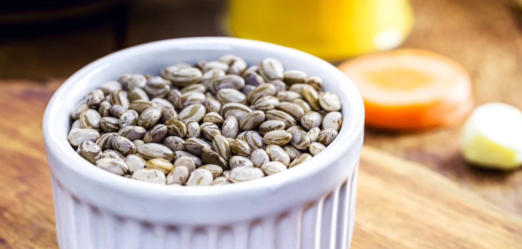 Phytonutrients Seeds, sunflower seed, kernel, raw